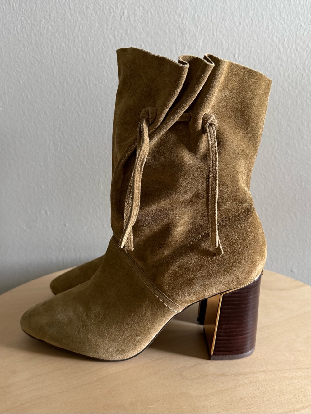Tory Burch Gigi Slouchy Ankle Suede Boots Size 9.5 Boho Tan